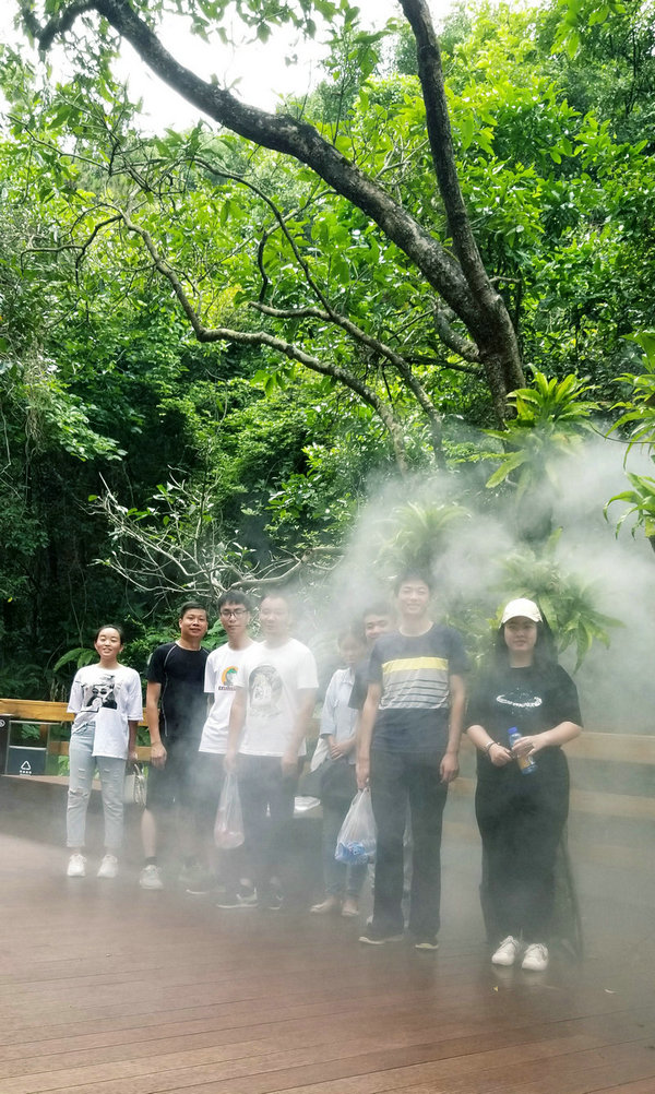 越是前進(jìn)，風(fēng)景越是迷人
